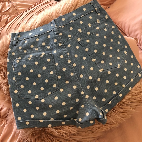 💙Brandy Melville Pok A Dot shorts - Picture 3 of 4